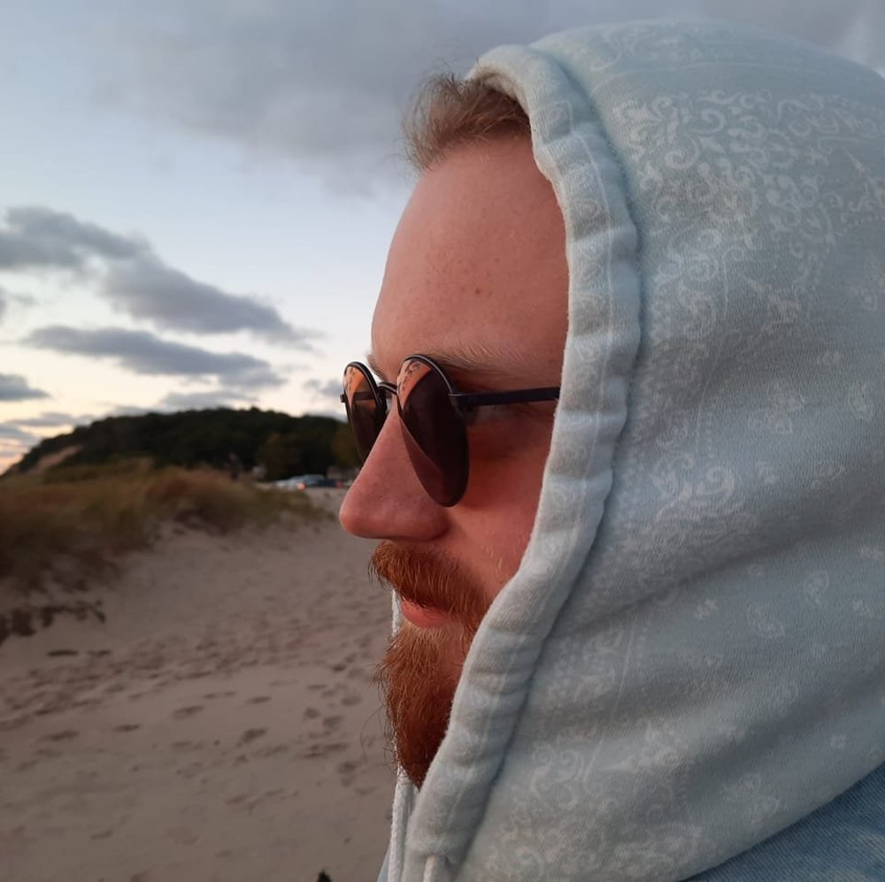 Meet your Posher, Chris
